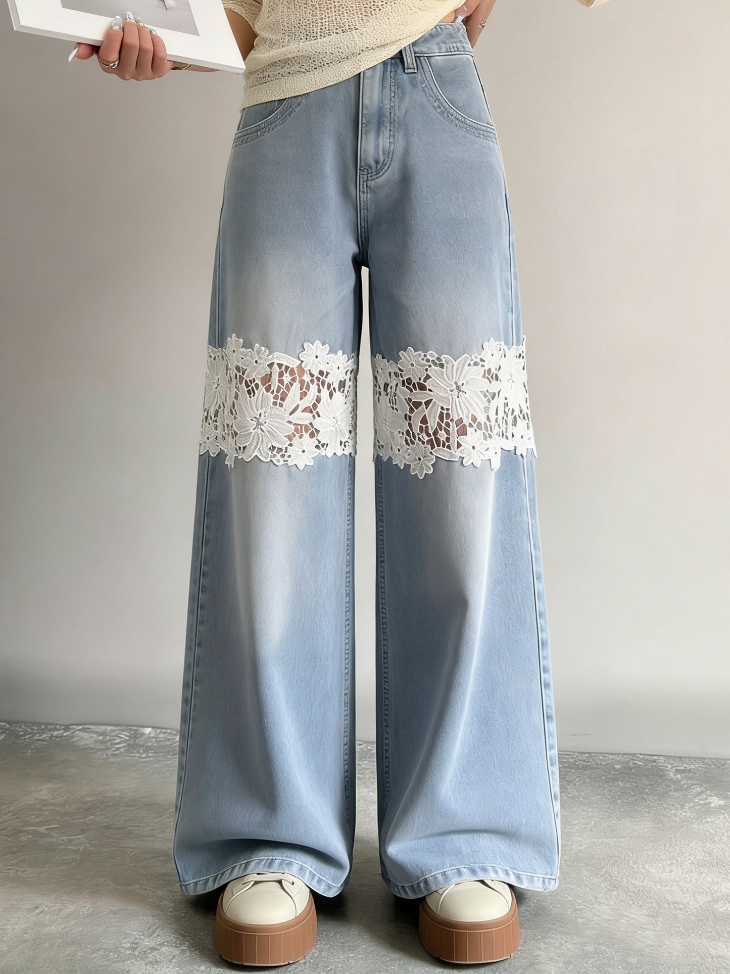 Light Wash Lace Insert Jeans