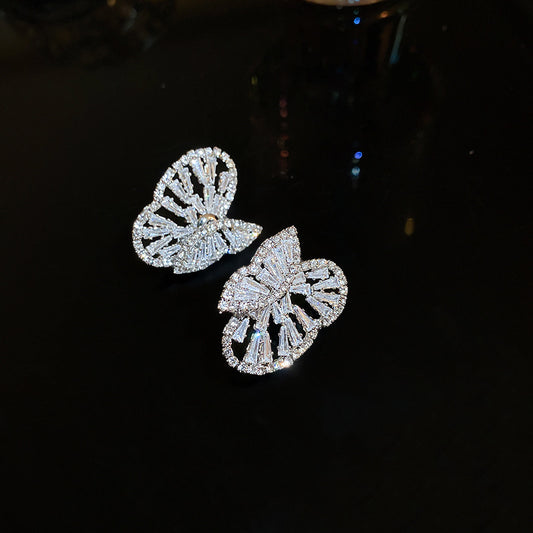earring