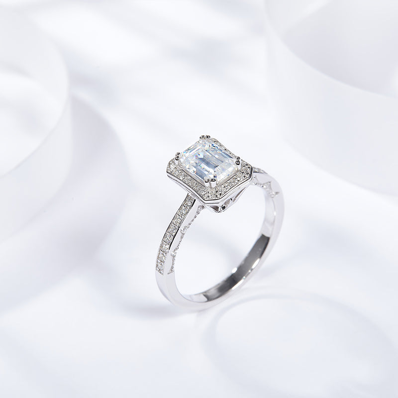 Silver Ring Set With Moissanite