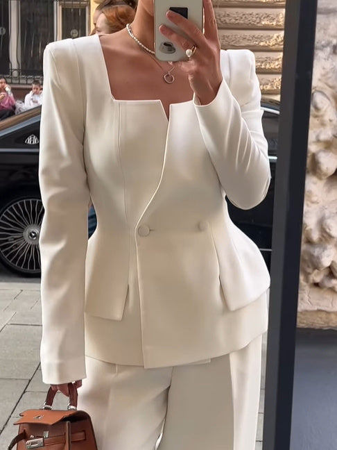 Two-button Square Collar Blazer